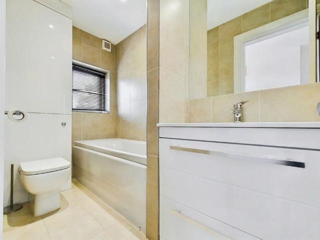 Apartment for rent in Duchy, Harrogate