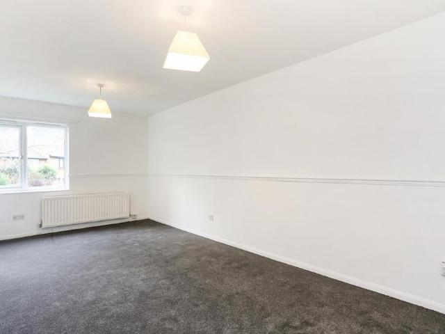 Apartment for rent in London Borough of Lewisham, Bell Green