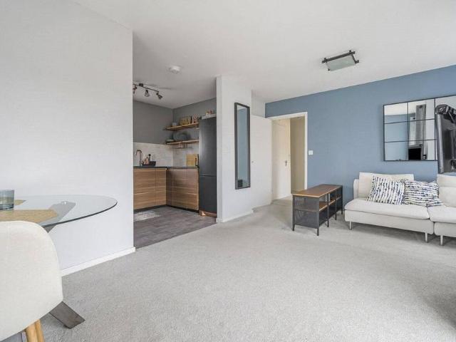 Apartment for rent in Whitley, Reading