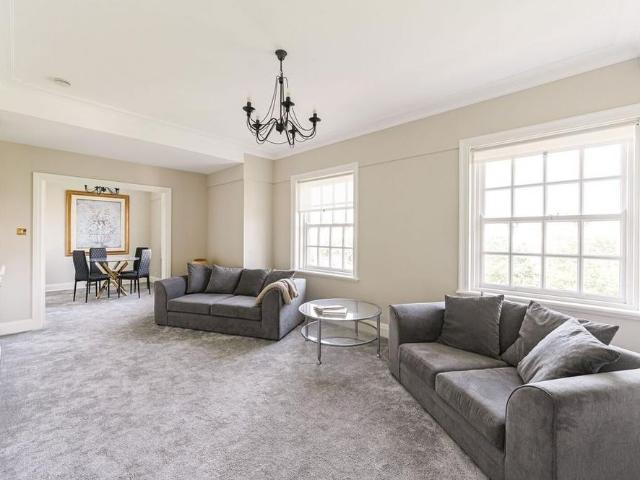 Apartment for rent in Knightsbridge, Greater London