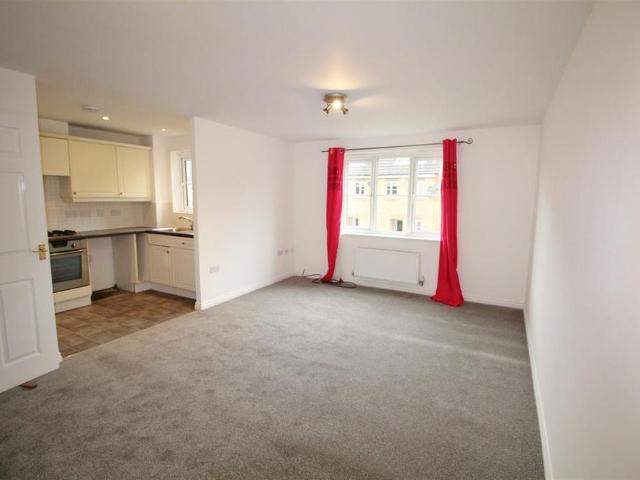 Apartment for rent in Elstree and Borehamwood, Borehamwood