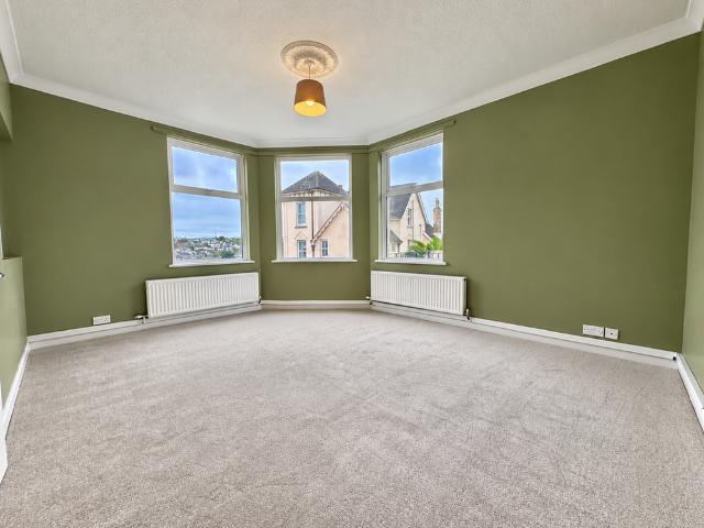 Apartment for rent in St Michaels, Paignton