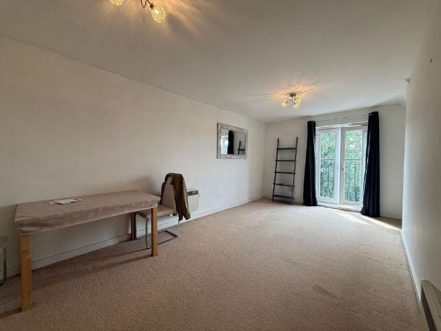 Apartment for rent in Slough