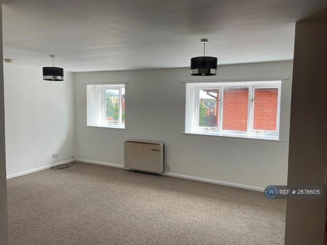 Flat for rent in Kedleston, East Midlands