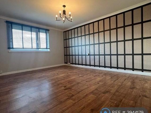 Flat for rent in Ballindoch, Scotland