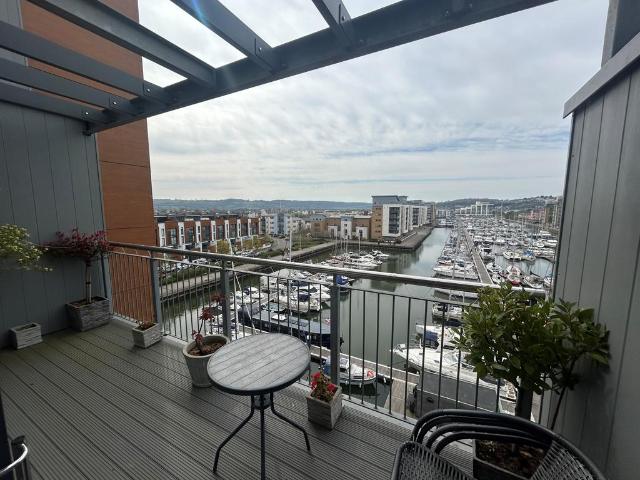 Flat for rent in Port Marine, Portishead