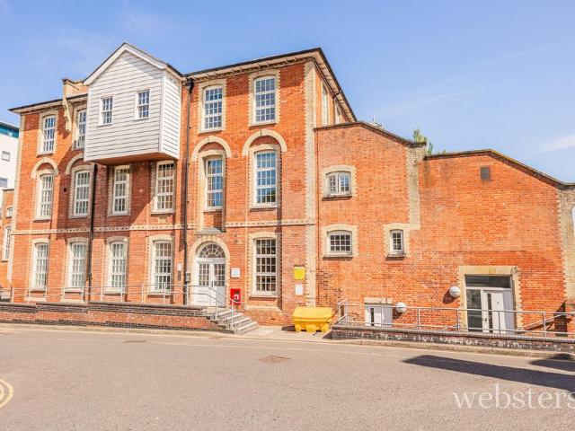Flat for rent in Lakenham, East Bank