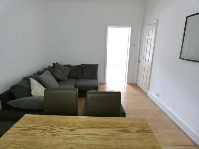 Apartment for rent in Bromley-by-Bow, Greater London