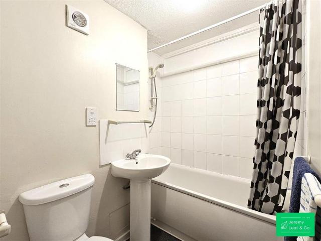 Apartment for rent in Cat Hill, Isle Of Man