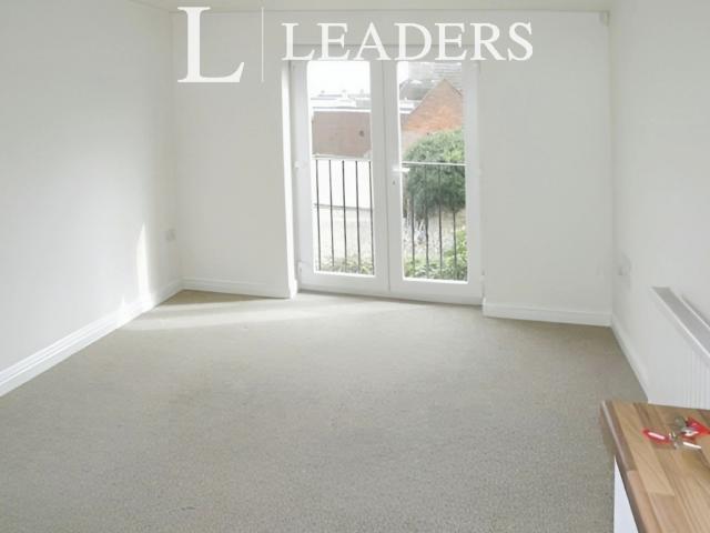 Apartment for rent in Market Place, Barholm