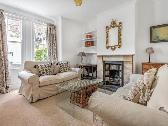 Flat for rent in Clapham Junction, Isle Of Man