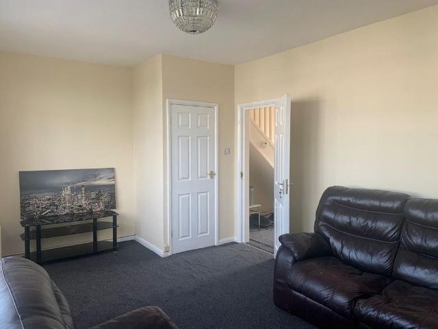 Apartment for rent in Warstock, West Midlands