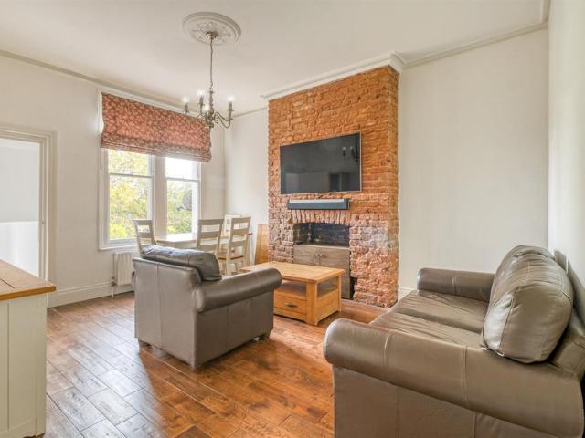 Flat for rent in West Hampstead, Isle Of Man