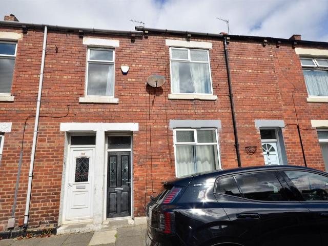 Flat for rent in Jarrow, Tyne And Wear