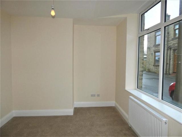 Apartment for rent in Cleckheaton, Kirklees