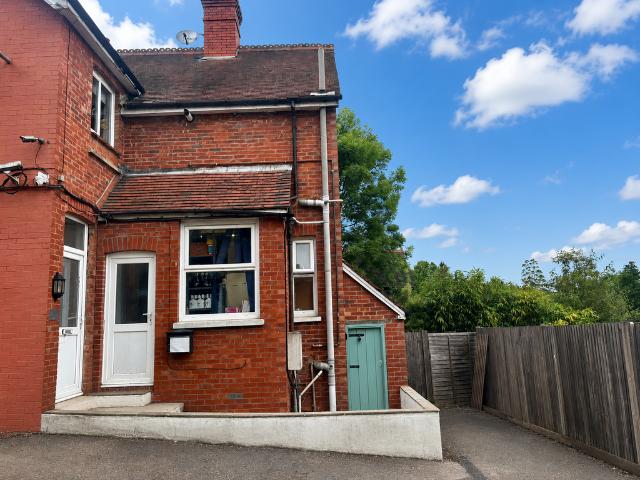 Flat for rent in Cross In Hand, East Sussex