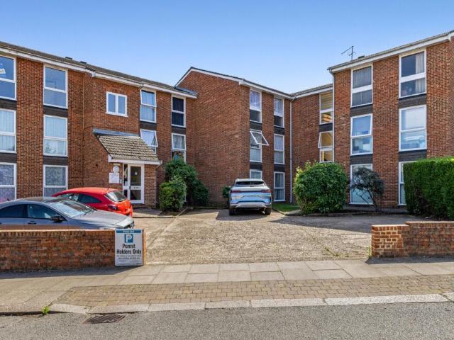 Flat for rent in Greater London