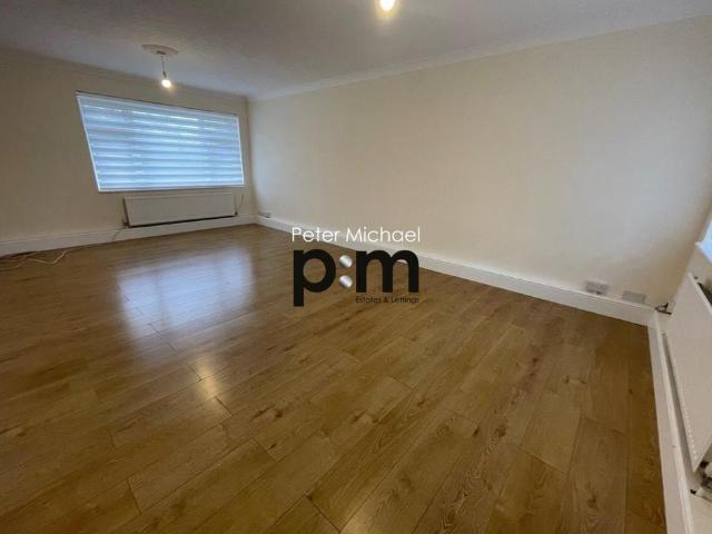 Apartment for rent in Fretherne, Hertfordshire