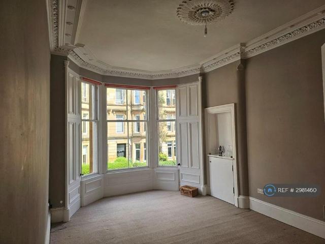 Apartment for rent in The Drives, Dennistoun