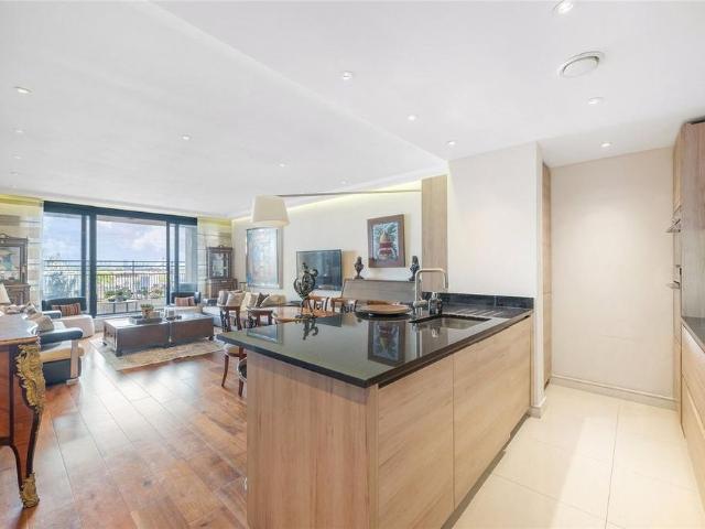 Apartment for rent in Royal Borough of Kensington and Chelsea, Greater London