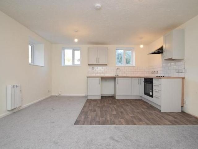 Apartment for rent in New Catton, East Bank