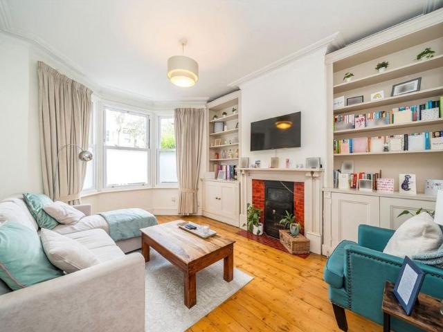 Apartment for rent in Harlesden, Greater London