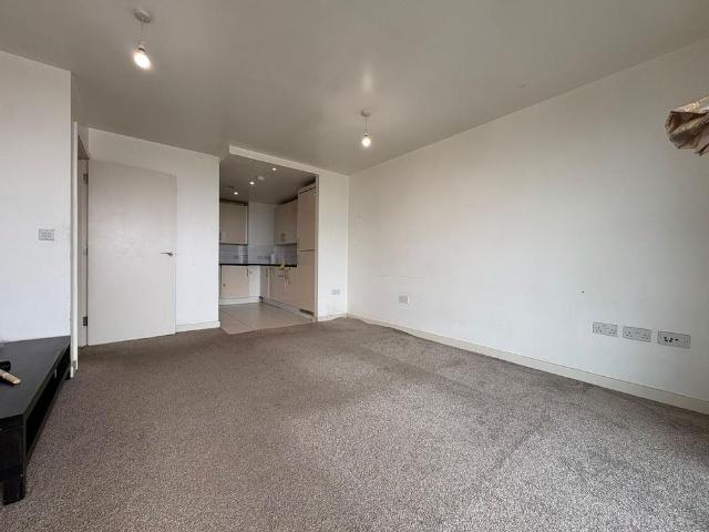 Apartment for rent in Hayes, Greater London