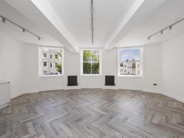 Apartment for rent in Brunswick, Hove