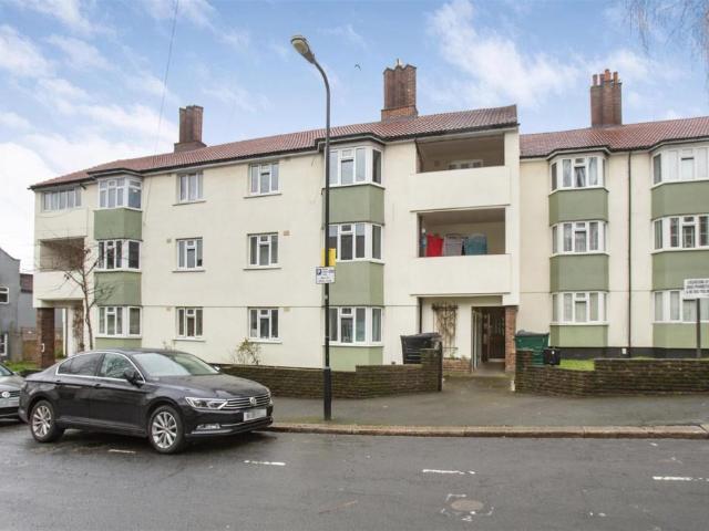 Flat for rent in Upper Walthamstow, Isle Of Man