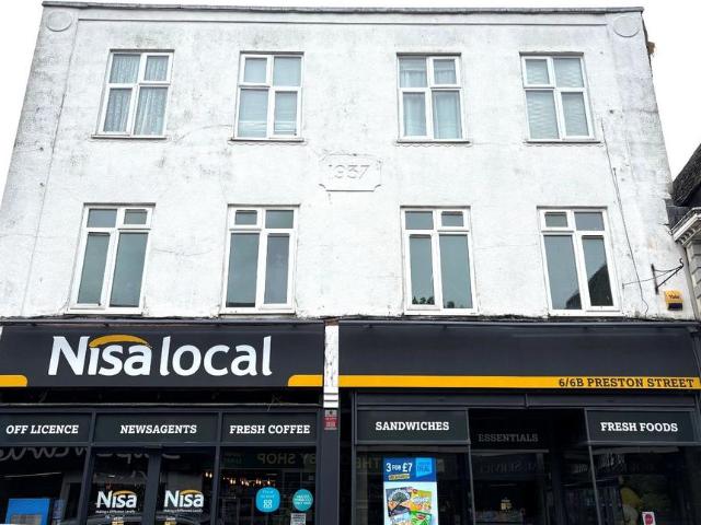 Flat for rent in Preston, Oad Street