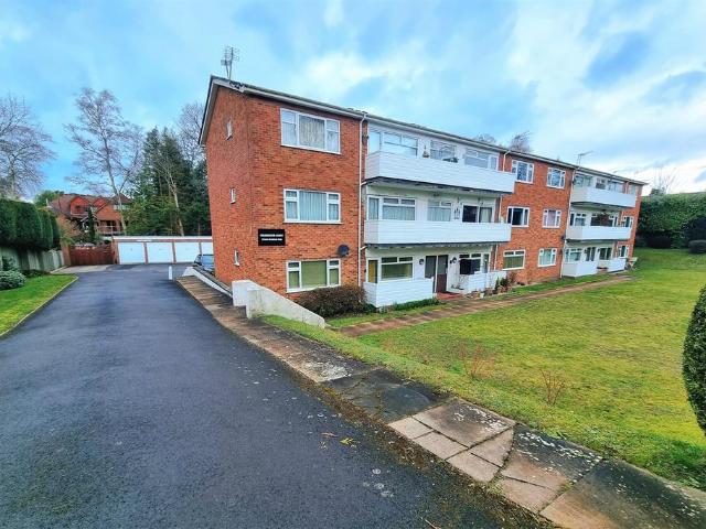 Flat for rent in Helford, Hampshire