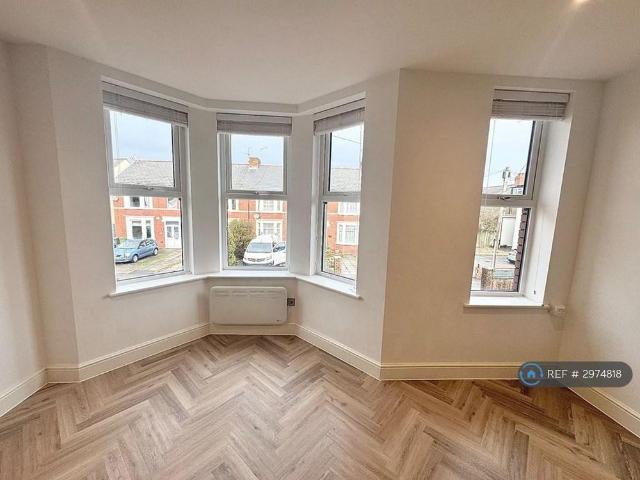 Apartment for rent in Falcon Lodge, Wales