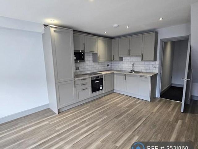 Flat for rent in Trafford Park, Greater Manchester