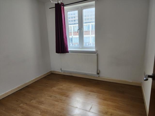 Apartment for rent in Horsell, Woking