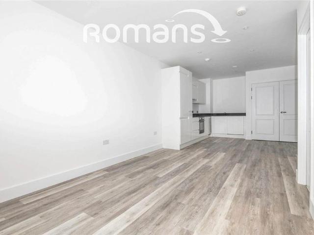 Apartment for rent in Heol-las, Surrey