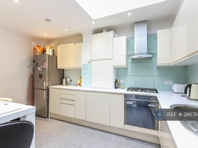 Flat for rent in Peckham, Isle Of Man