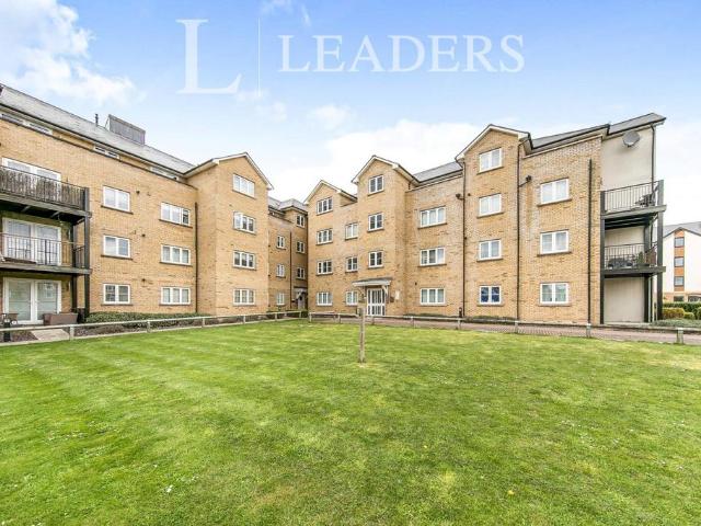 Flat for rent in Myland, Fordham Heath
