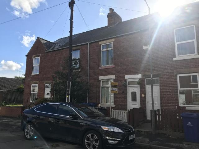 Flat for rent in Balby, South Yorkshire