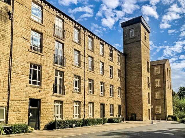 Apartment for rent in Wellhouse, Golcar