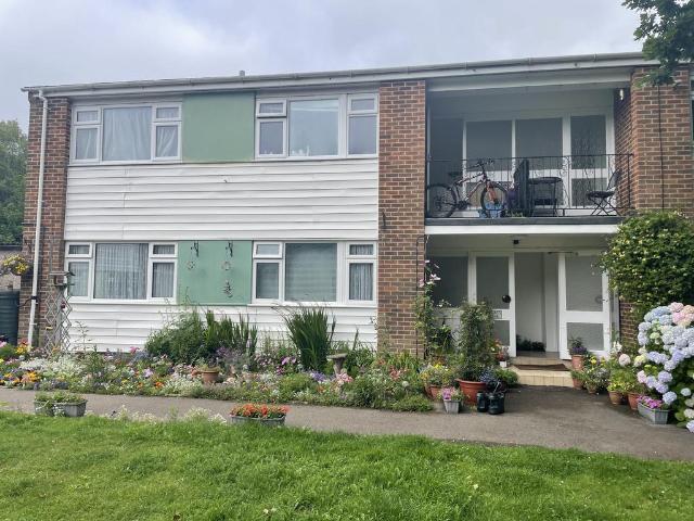 Flat for rent in Upper Parkstone, Poole