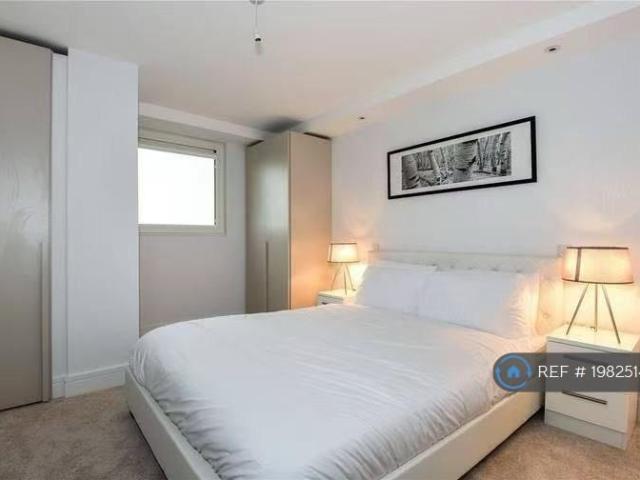 Flat for rent in Monks Orchard, Kent
