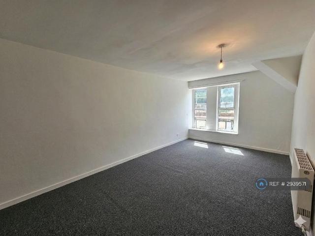 Apartment for rent in Mountain Ash East, Ynysboeth