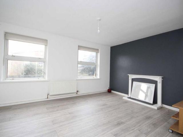 Apartment for rent in London Borough of Hounslow, Spring Grove