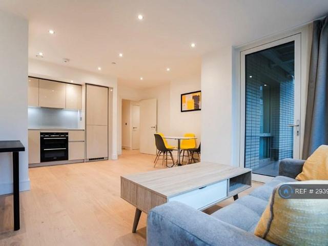 Apartment for rent in Yiewsley, Greater London
