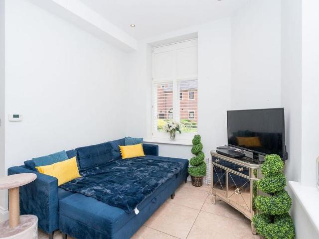 Apartment for rent in Bushey
