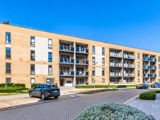 Flat for rent in London Borough of Barking and Dagenham, Greater London