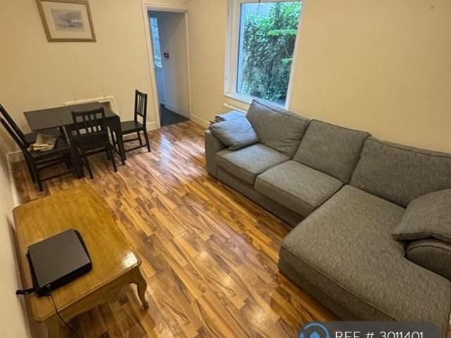 Apartment for rent in Plasnewydd, Falcon Lodge