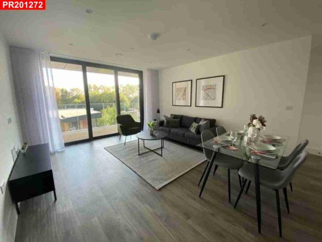 Flat for rent in Birch Green, Lower Halliford