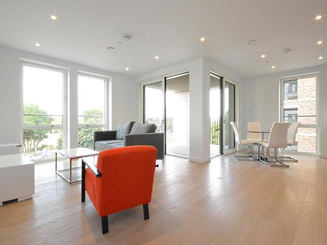 Flat for rent in Elephant and Castle, Greater London