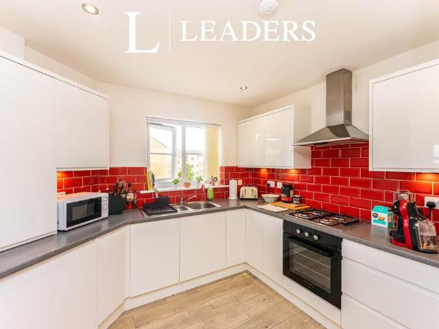 Flat for rent in Helsby, Alvanley
